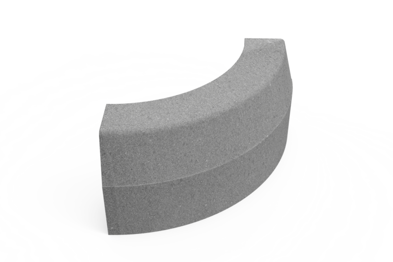 Krawężnik łukowy 15x30x78 r 0,5 firmy Kost-Bet kształt